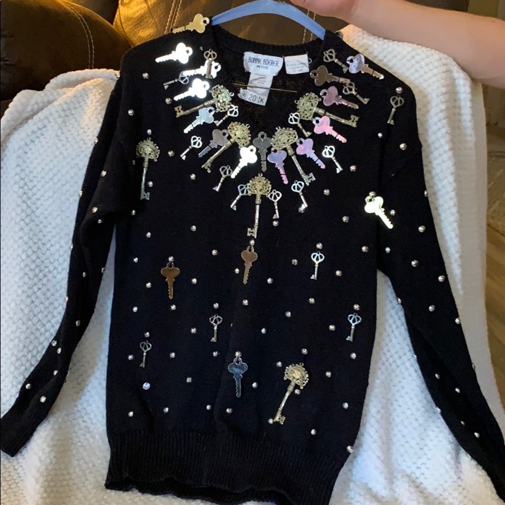 Key Sweater